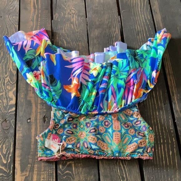 MAAJI OFF THE SHOULDER Floral RUFFLE BIKINI TOP - Picture 8 of 14